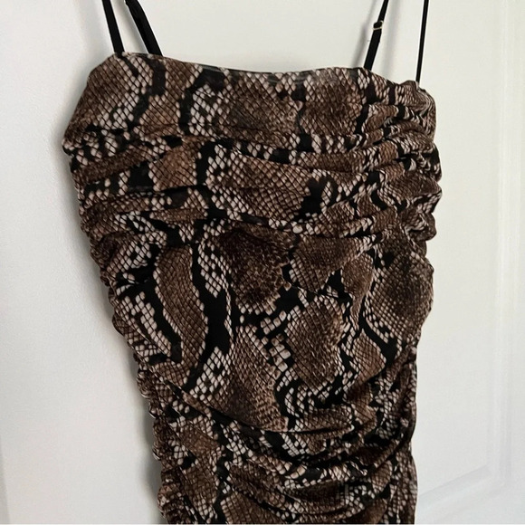 Babaton
Luxor Dress size 2 - Picture 10 of 13